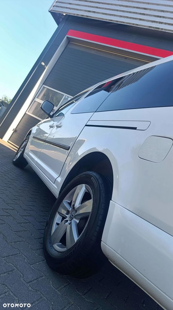 Volkswagen Caddy Maxi Highline DSG - 11