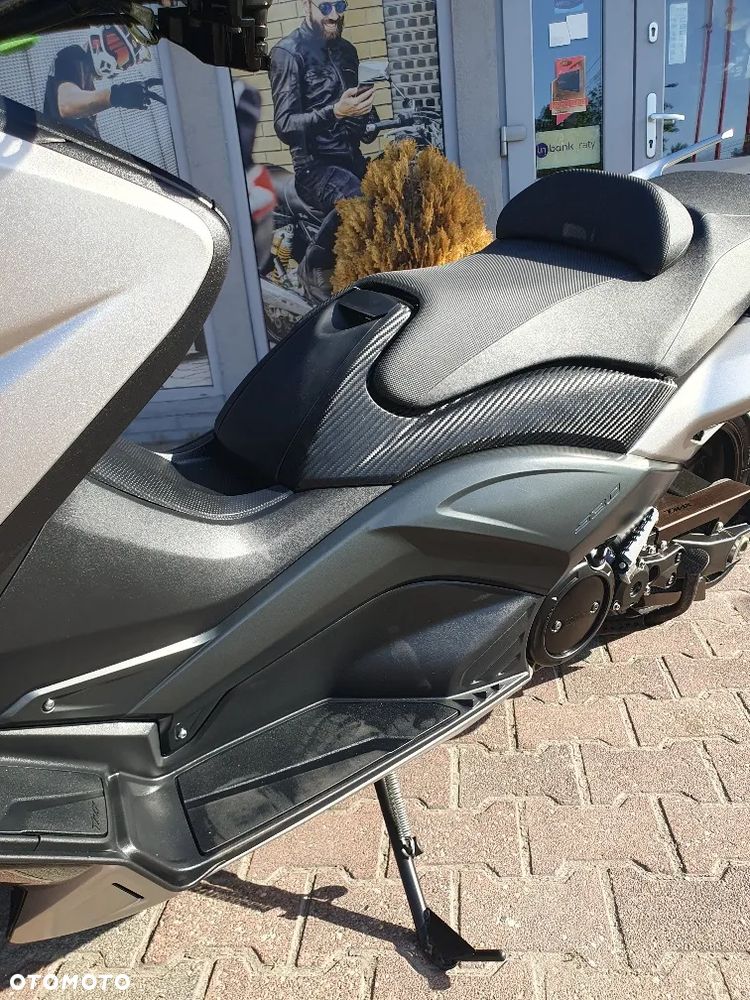 Yamaha Tmax - 7