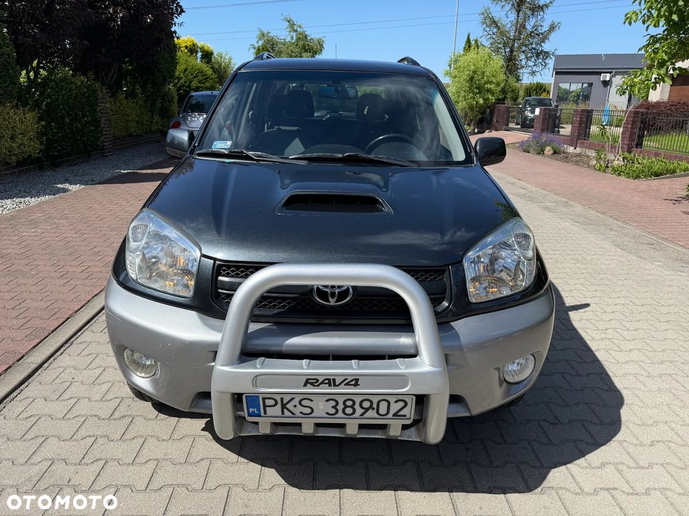 Toyota RAV4 D-4D 4x4 - 19