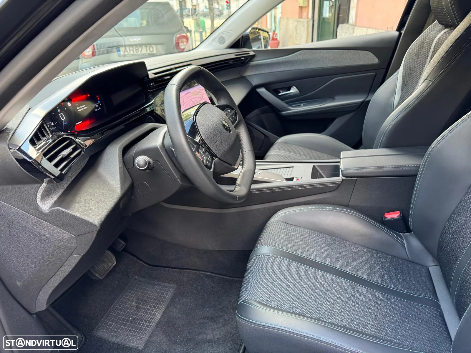 Peugeot 308 1.5 BlueHDi Allure Pack EAT8 - 18