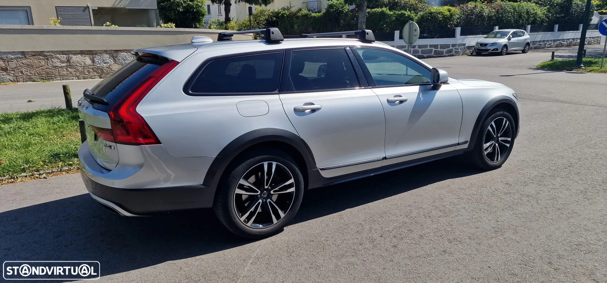 Volvo V90 Cross Country 2.0 D4 Pro AWD Geartronic - 12