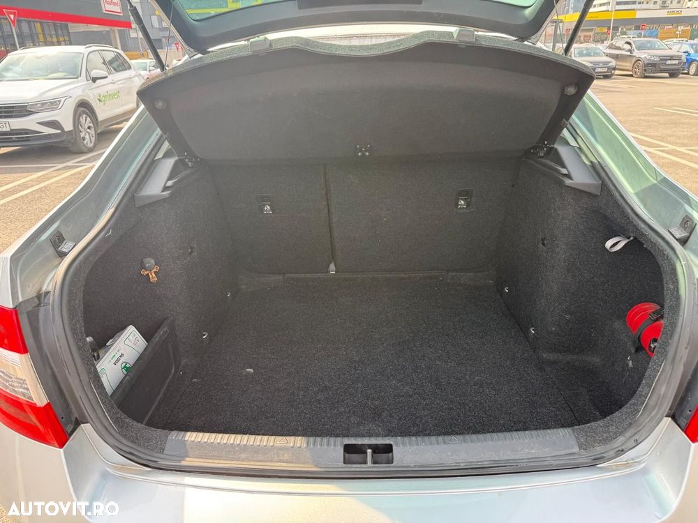 Skoda Octavia 1.6 TDI Active - 16