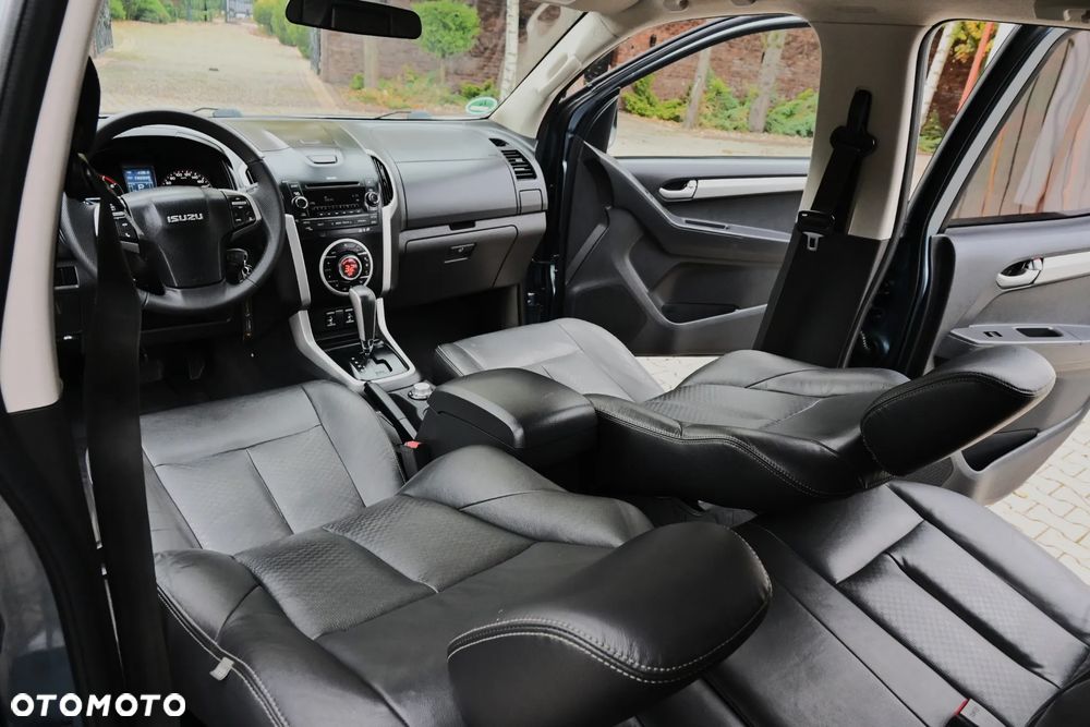 Isuzu D-Max 2.5 EC LS+ - 6