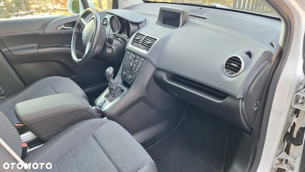 Opel Meriva 1.4 T Cosmo S&S - 12