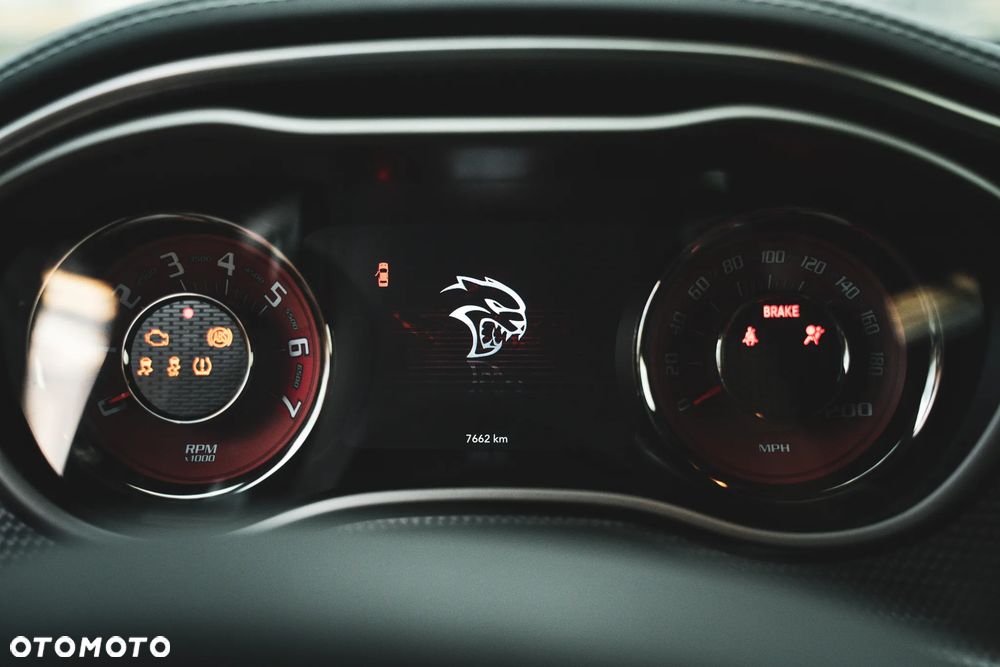 Dodge Challenger 6.2 Hellcat Widebody - 18