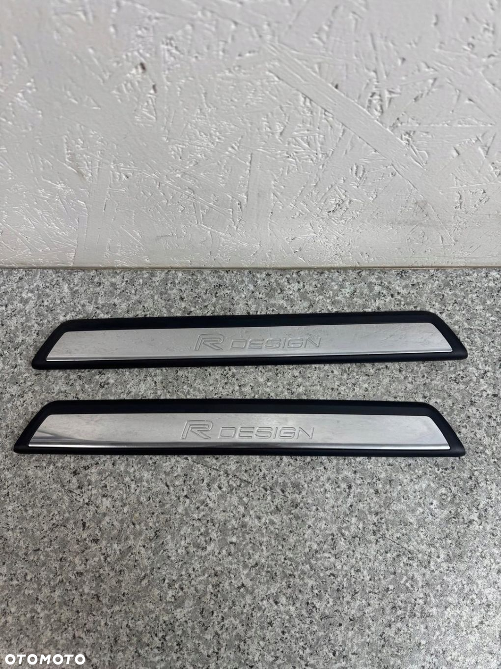 NAKŁADKI LISTWY PROGOWE PRZÓD KOMPLET VOLVO V40 II 2012-2018r 31440446 - 2