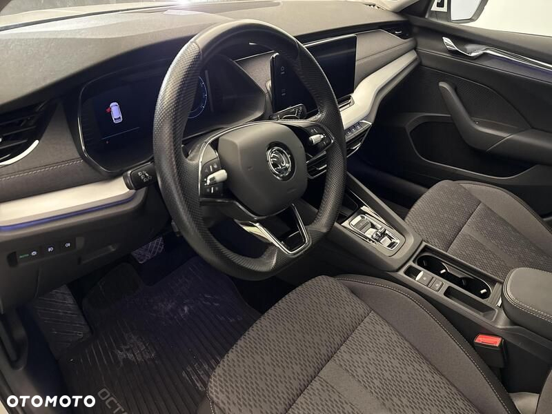 Skoda Octavia - 10