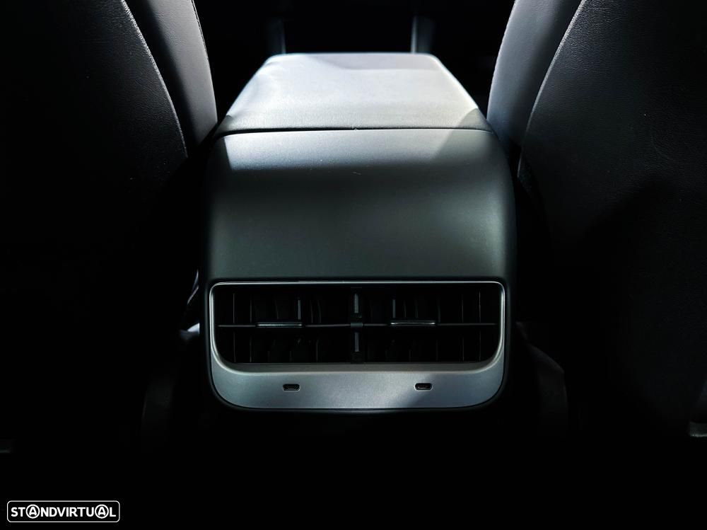 Tesla Model 3 Long-Range Dual Motor AWD - 22