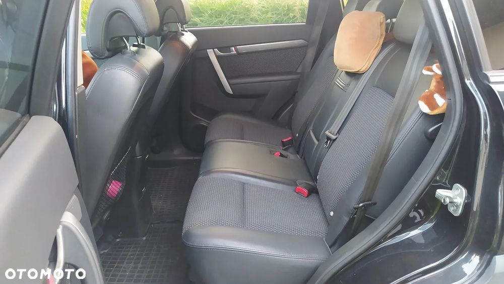 Chevrolet Captiva 2.4 LS - 12