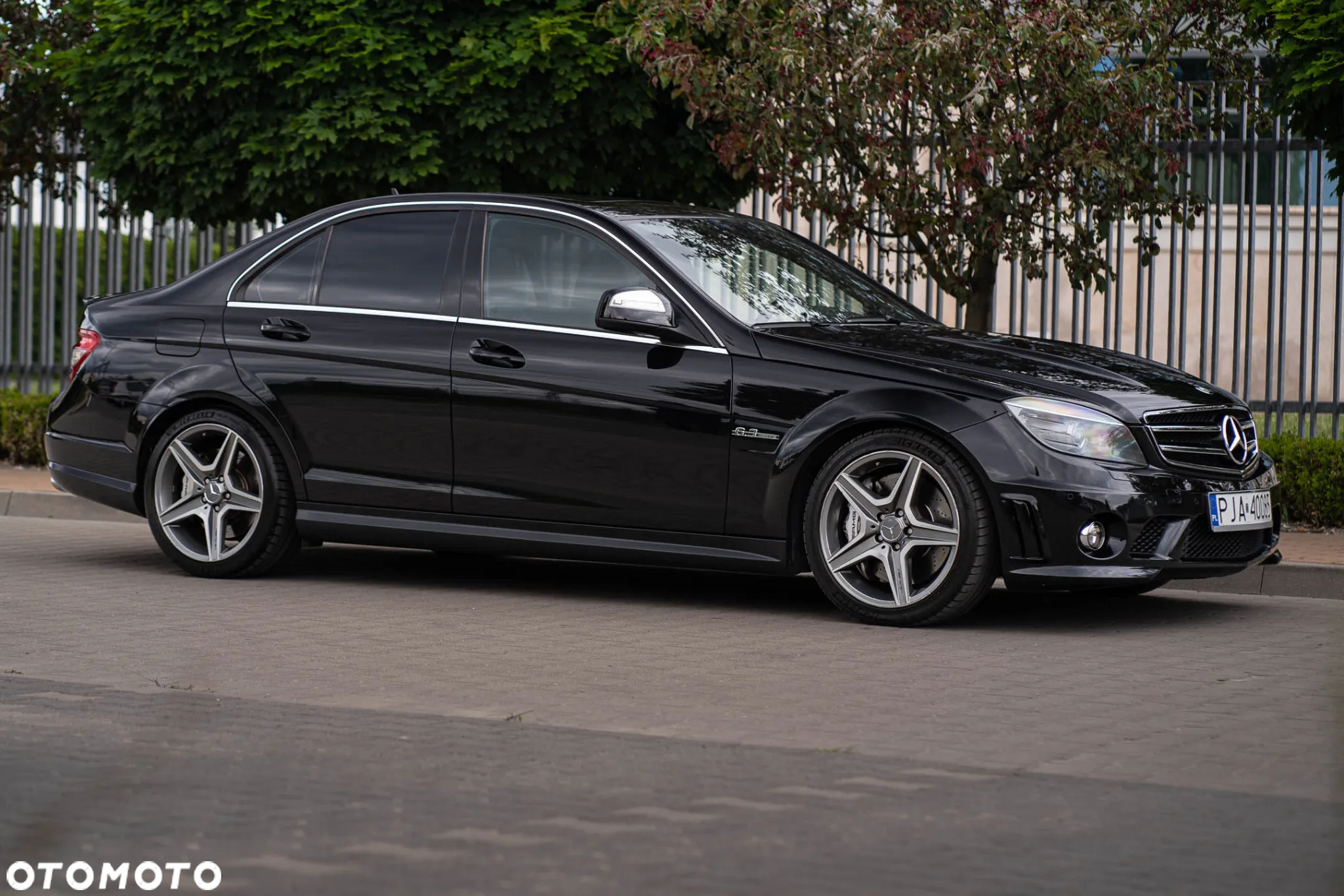 Mercedes-Benz Klasa C 63 AMG - 22