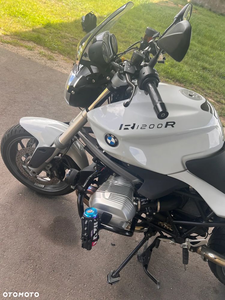 BMW R - 1