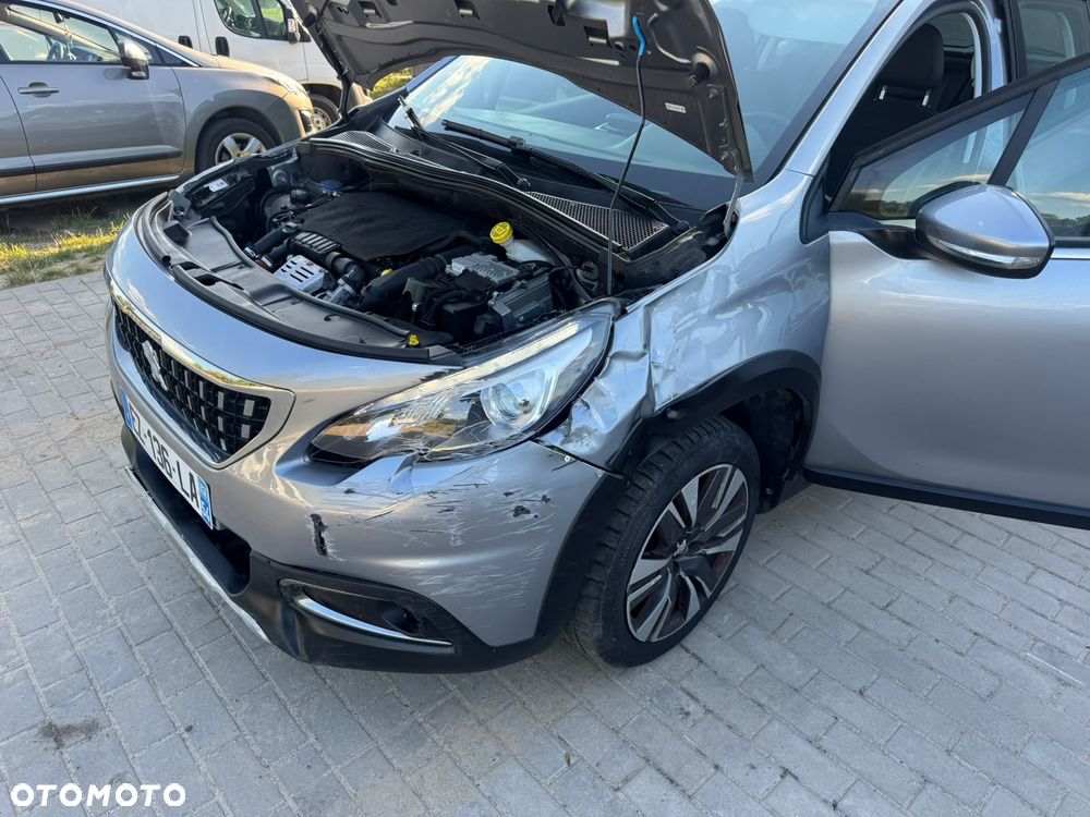 Peugeot 2008 PureTech 110 GPF Stop&Start EAT6 Allure - 19