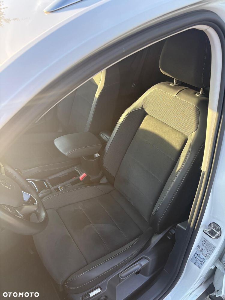 Volkswagen T-Roc 1.5 TSI Style DSG - 11