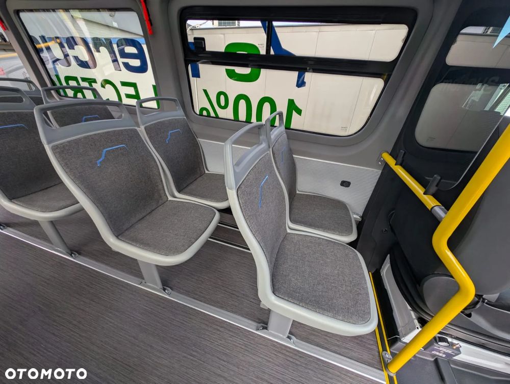 Mercedes-Benz eSprinter - 28