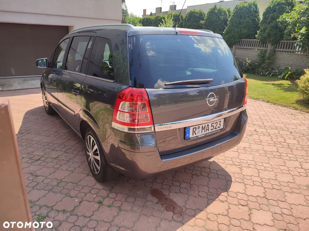Opel Zafira - 14