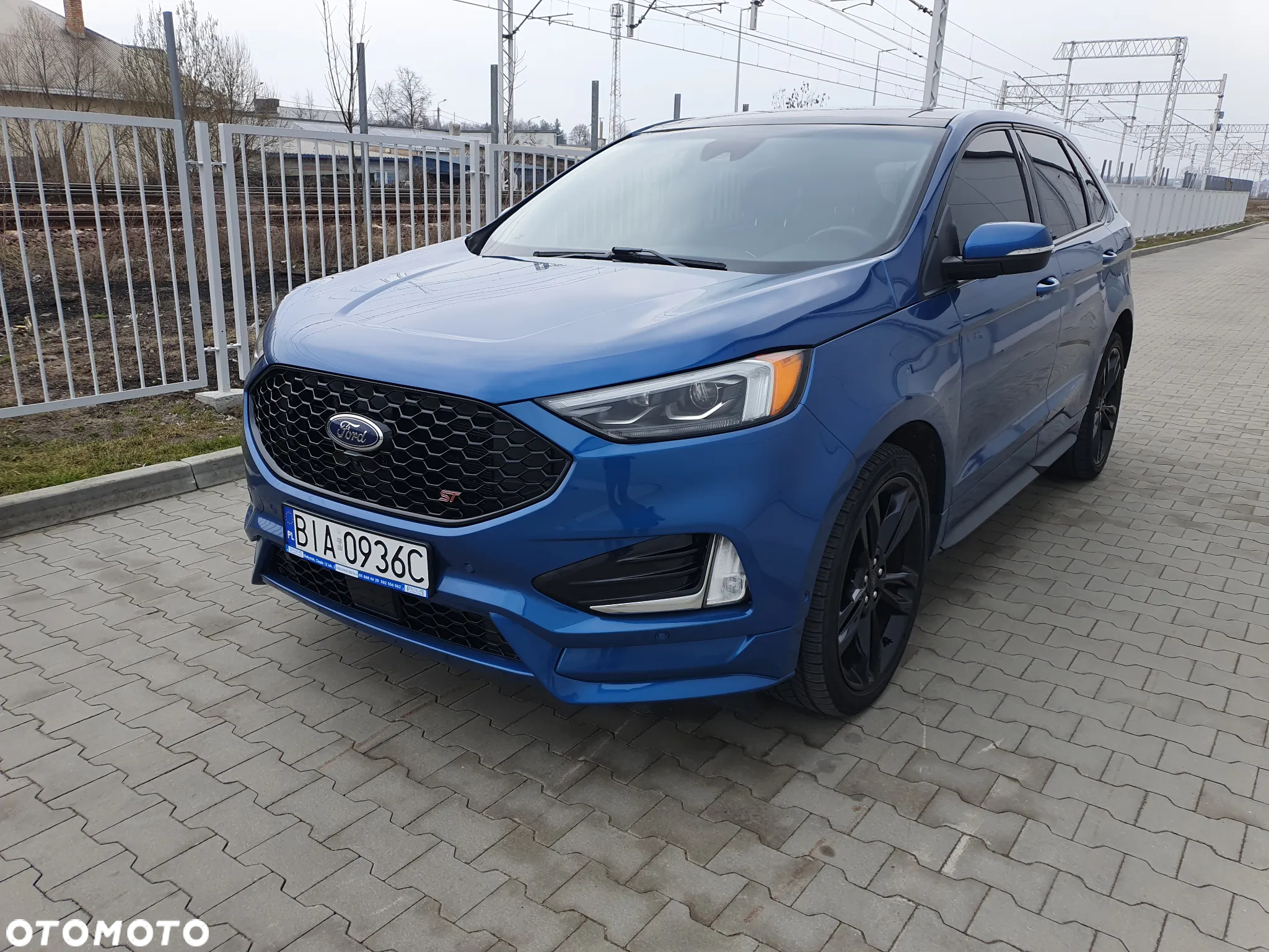 Ford Edge - 2