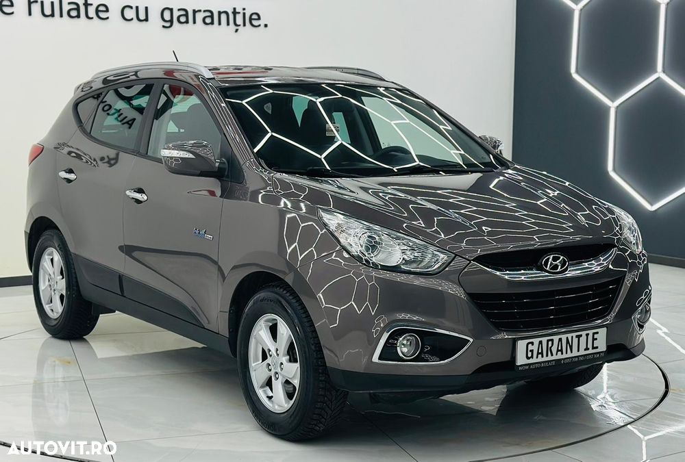 Hyundai ix35 1.7 CRDI 2WD blue Finale Gold - 2