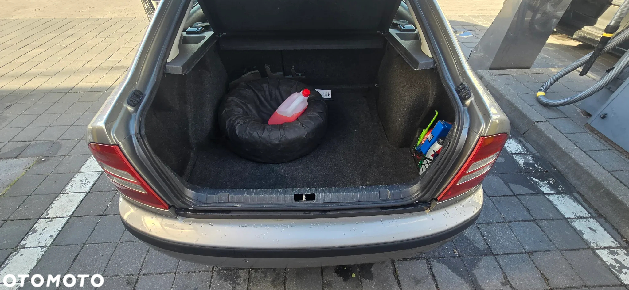 Skoda Octavia 1.6 Tour - 11