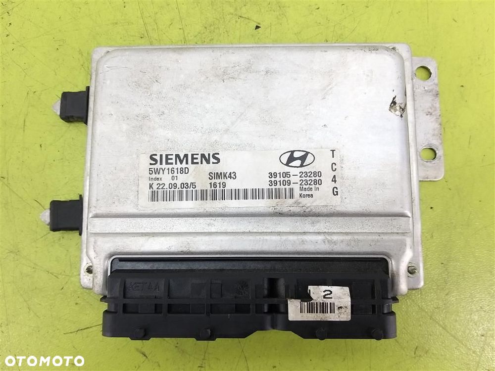 Komputer sterownik silnika Hyundai Coupe 2,0 16V 2001-2008 SIEMENS