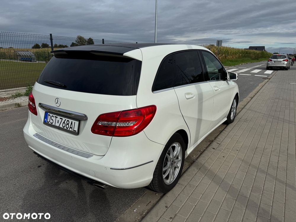 Mercedes-Benz Klasa B 180 - 4