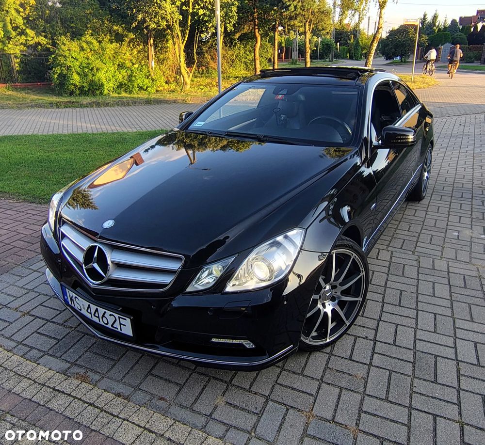 Mercedes-Benz Klasa E 250 CGI BlueEFFICIENCY Automatik Elegance - 9