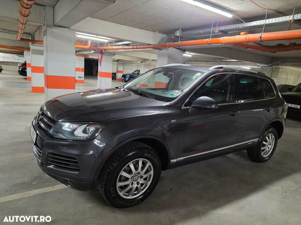 VOLKSWAGEN Touareg 2012