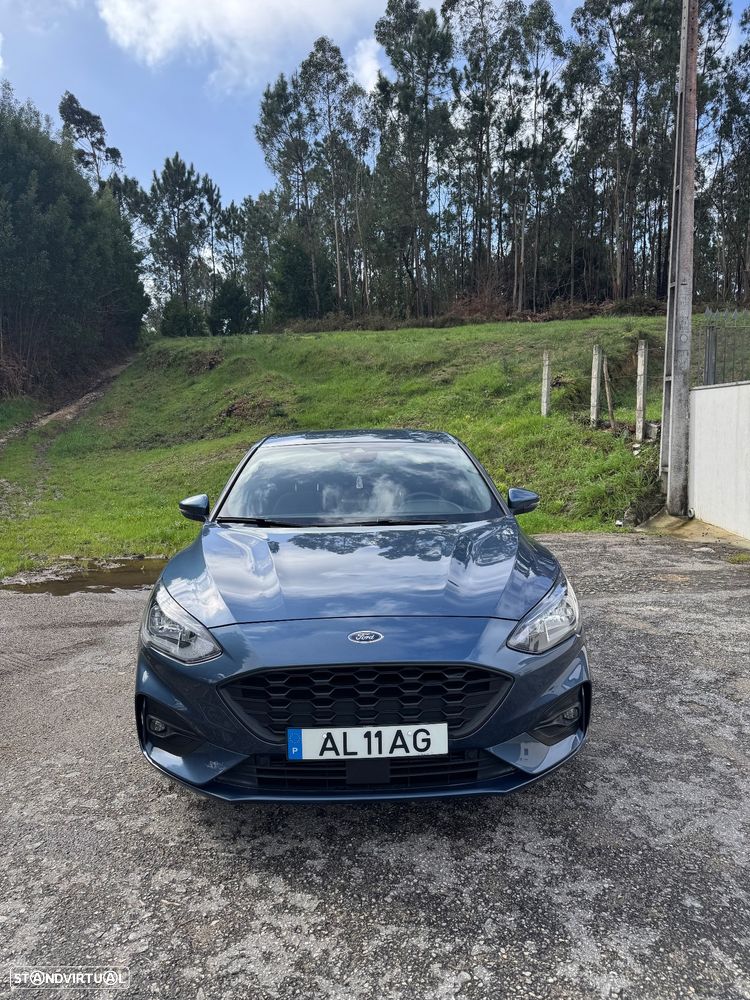 Ford Focus 1.0 EcoBoost MHEV ST-Line - 2