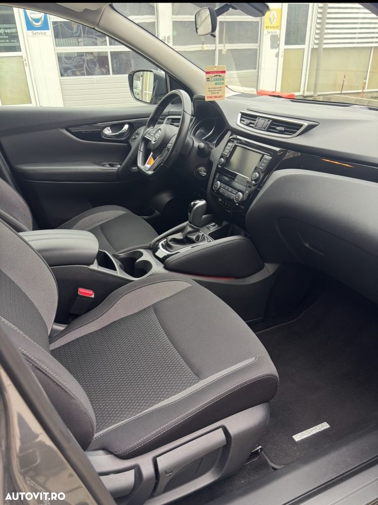 Nissan Qashqai 1.3 157CP 2WD DCT N-Connecta - 13