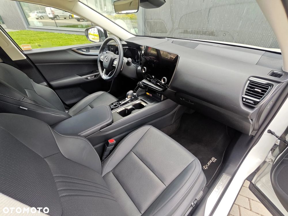 Lexus NX 350h Prestige AWD - 4