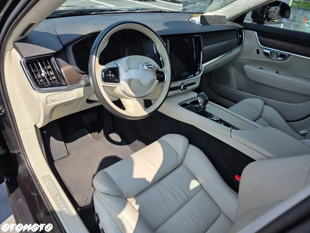 Volvo V90 Cross Country D4 SCR AWD Pro - 15