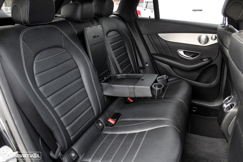 Mercedes-Benz GLC 250 d AMG Line 4-Matic - 24