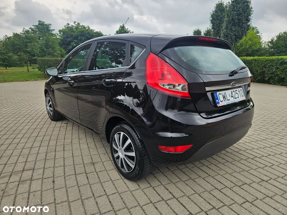 Ford Fiesta 1.25 Champions Edition - 6
