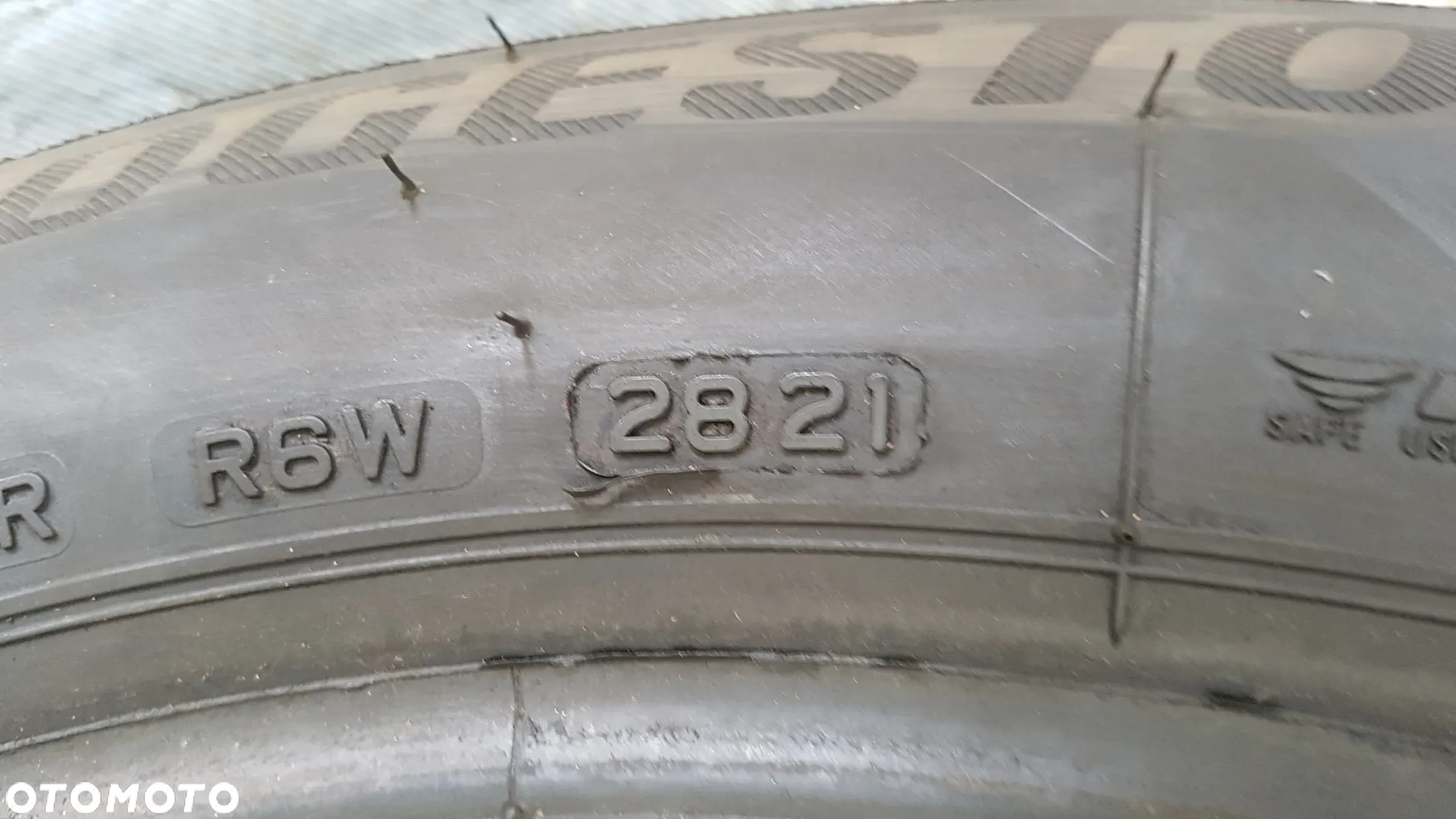 BRIDGESTONE BLIZZAK LM-32 RFT  225/50R17  225/50/17 - 7