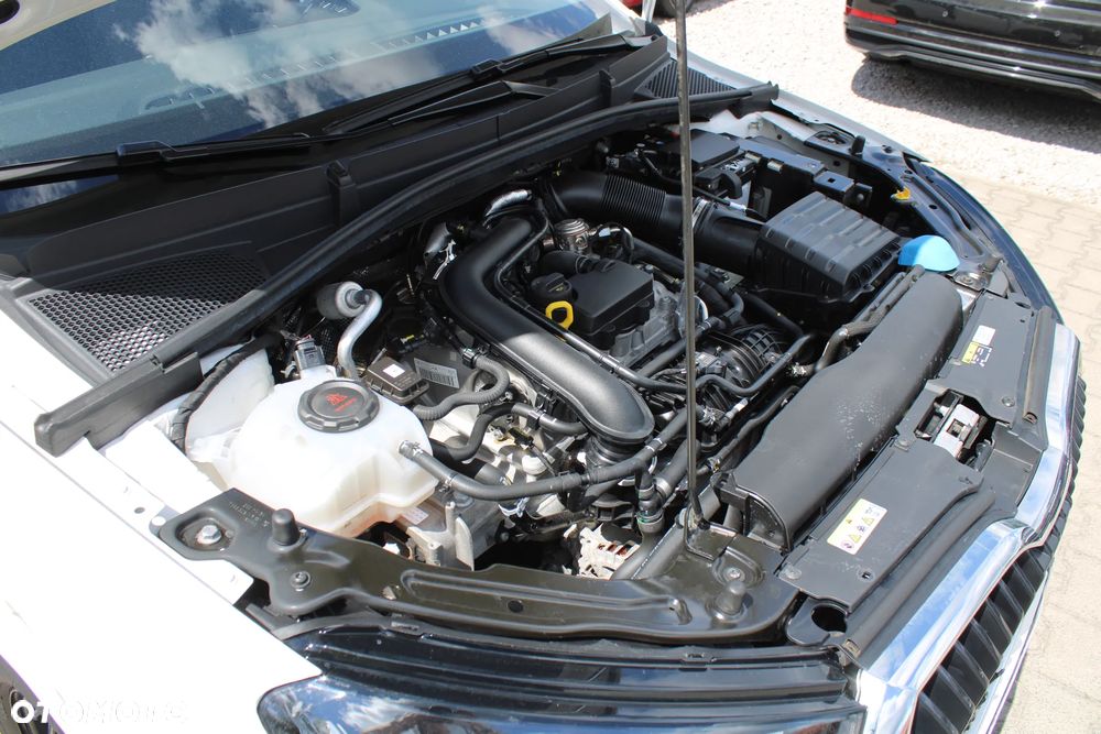 Skoda Fabia 1.0 TSI Selection - 17