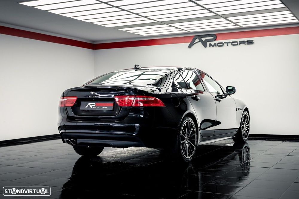 Jaguar XE 2.0 D R-Sport Aut. - 9