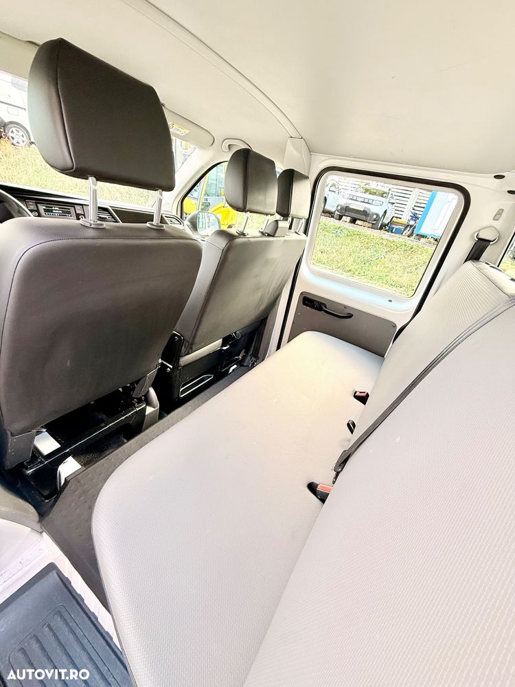 Volkswagen Transporter Dokka - 18