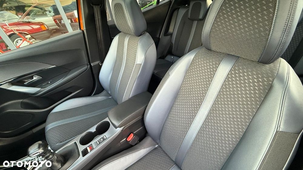 Peugeot 2008 - 28