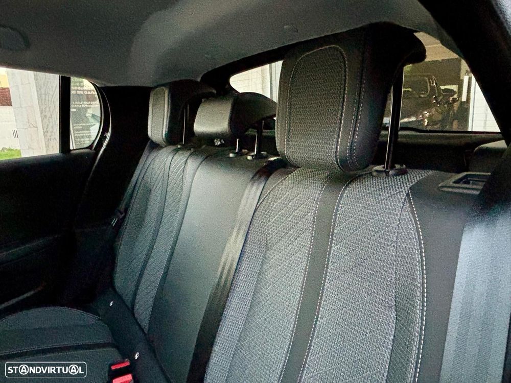 Peugeot e-208 50 kWh Style - 24