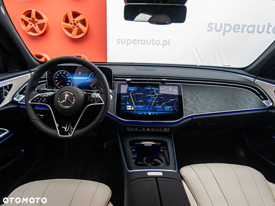 Mercedes-Benz Klasa E - 16