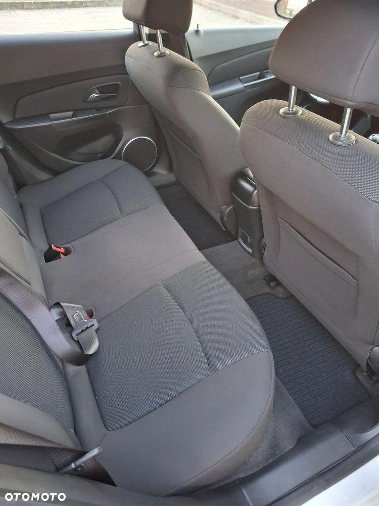 Chevrolet Cruze 1.6 LT - 6