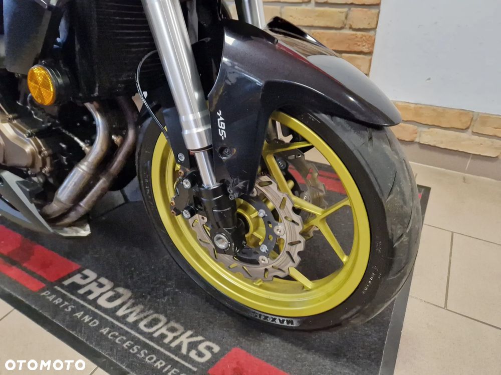 QJMOTOR SRK 700 - 26