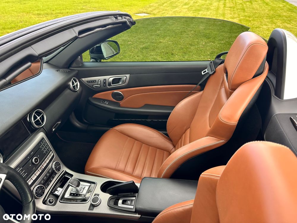 Mercedes-Benz SLC AMG 43 - 26