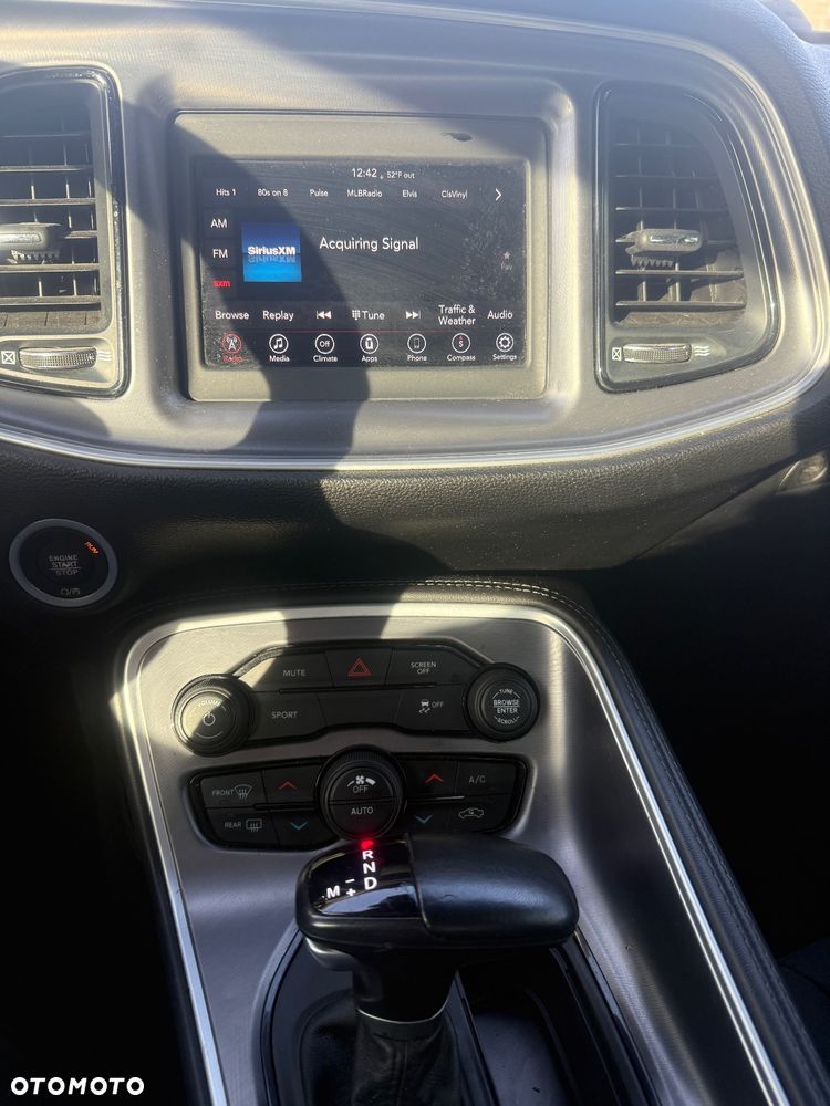 Dodge Challenger ver-automatik-sxt-plus - 19