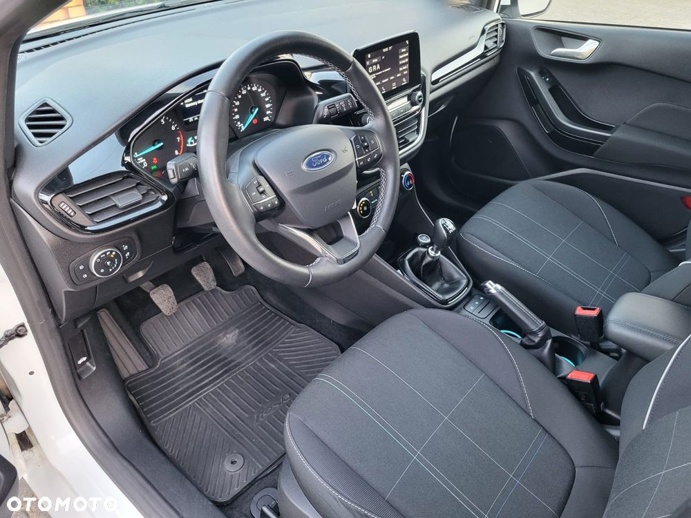 Ford Fiesta 1.0 EcoBoost S&S ACTIVE - 23