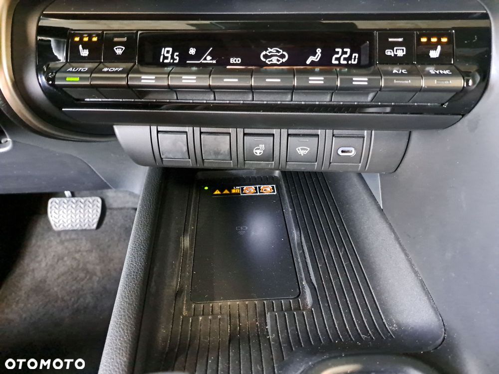 Toyota C-HR - 26