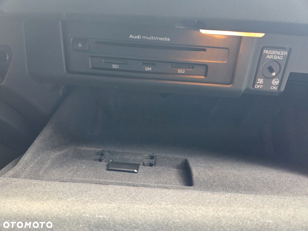 Audi A4 Avant 2.0 TDI DPF clean diesel Attraction - 37