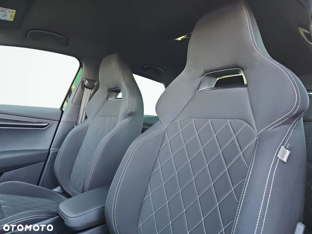 Skoda Karoq 1.5 TSI ACT 4x2 Sportline DSG - 24