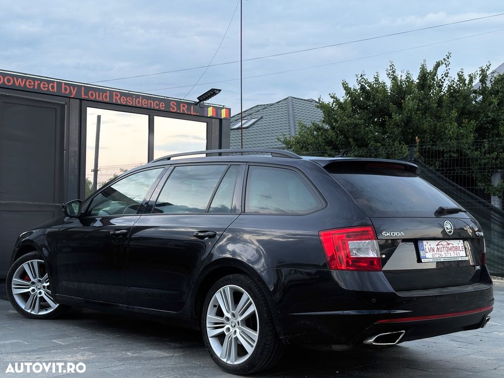 Skoda Octavia Combi Diesel 2.0 TDI DSG RS - 3