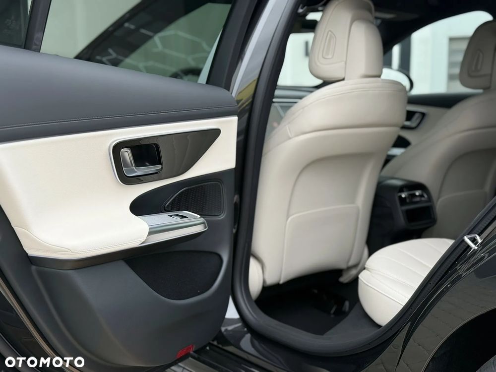 Mercedes-Benz Klasa E - 30