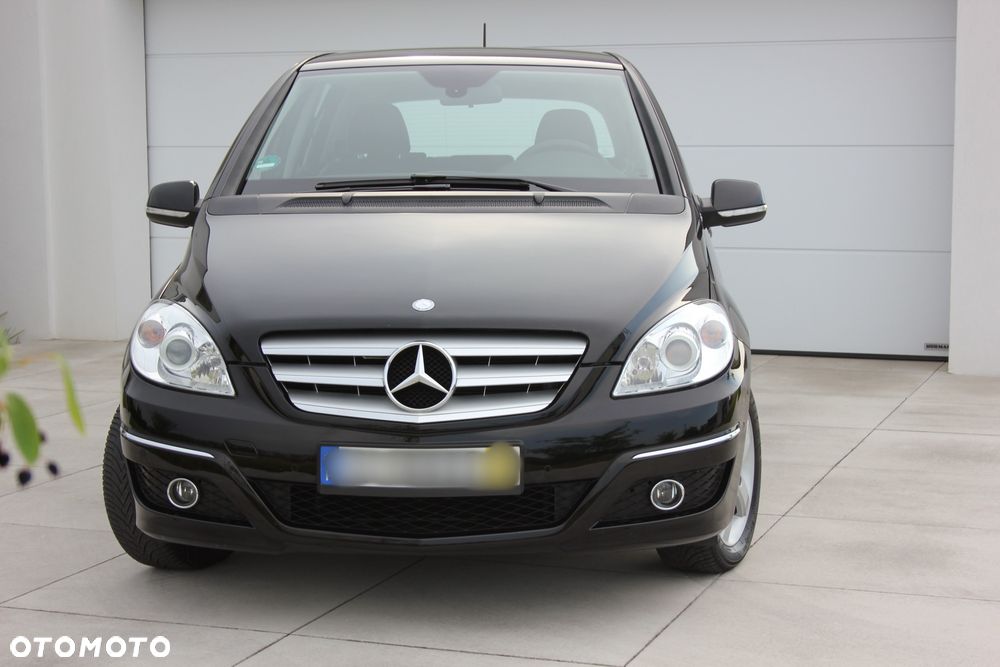 Mercedes-Benz Klasa B 180 BlueEFFICIENCY - 2